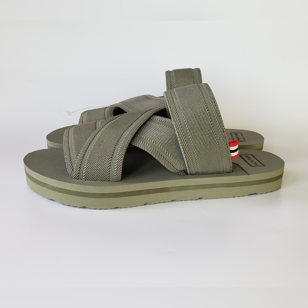 New Hunter Elastic Crossover Slide in Lichen Green Size 6